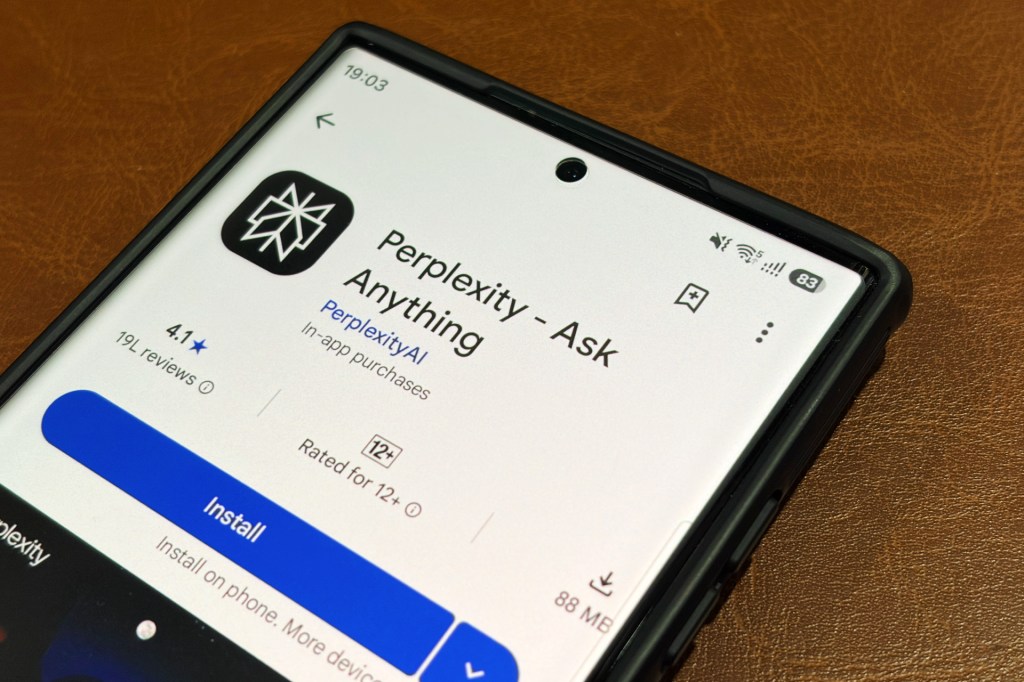 Perplexity印度免费策略收获数百万用户 封面图