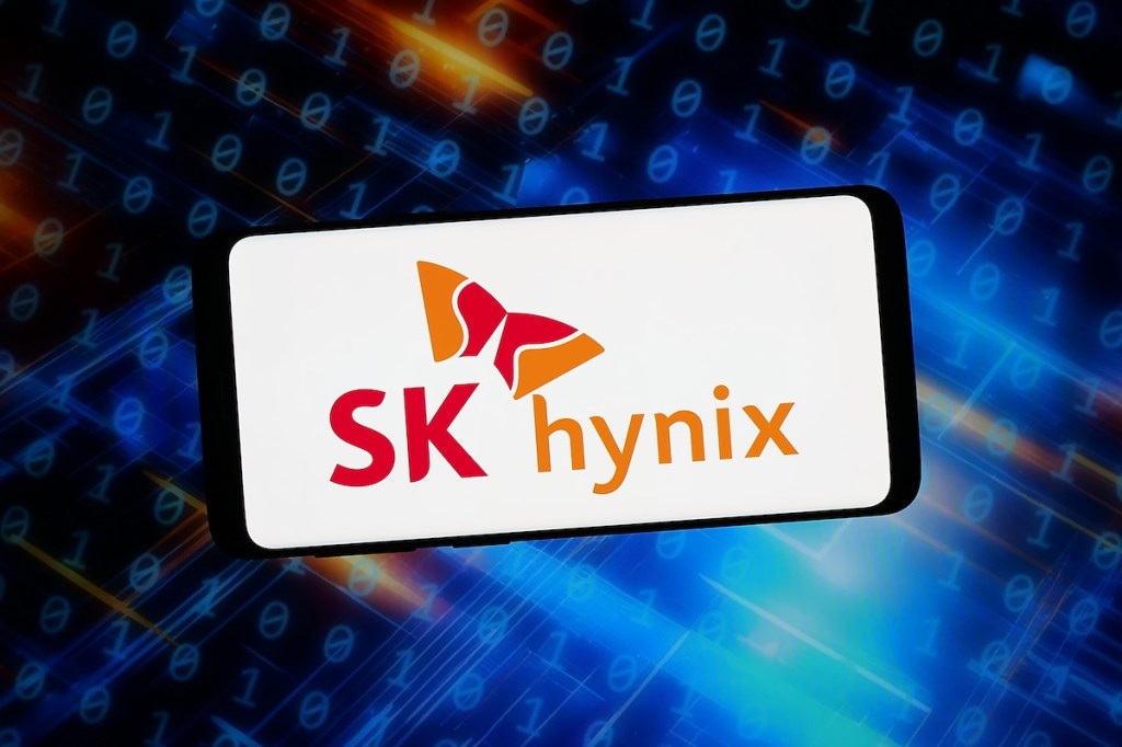 SK海力士创纪录IPO，AI内存需求引爆华尔街 封面图