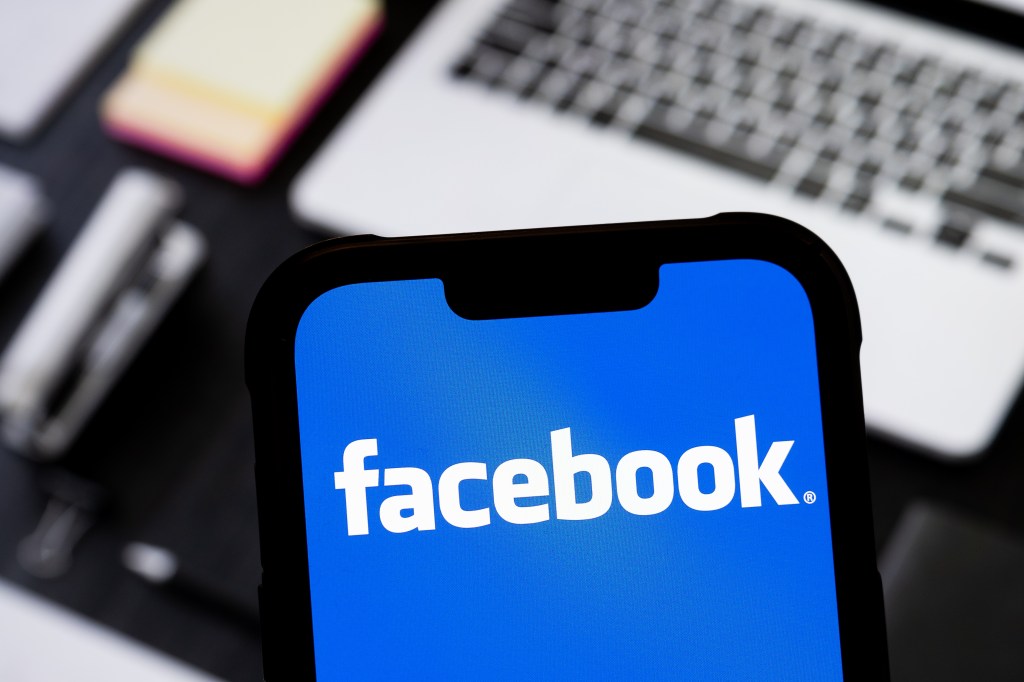 Facebook推出AI伴侣应用助力创作者 封面图