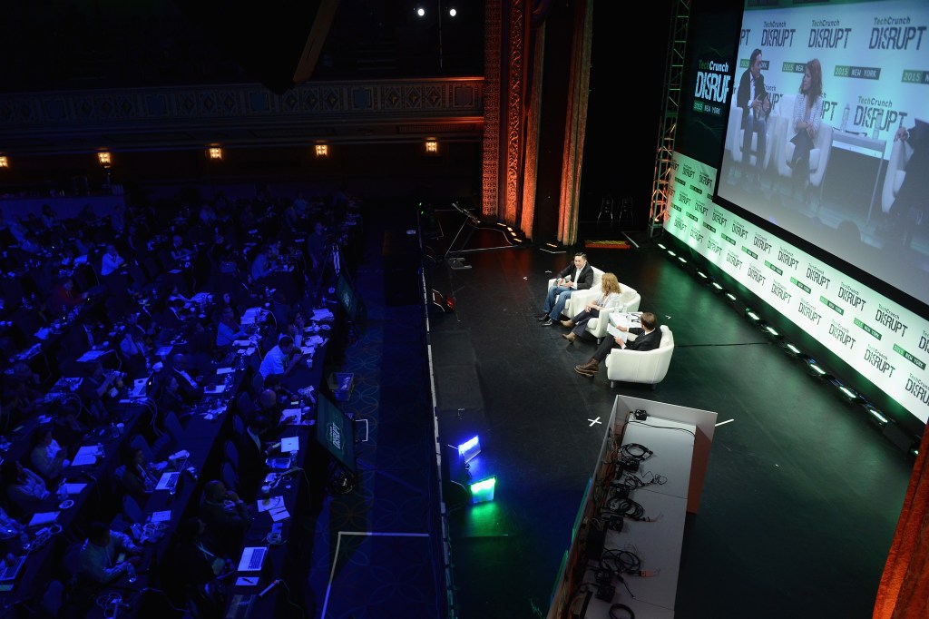 TechCrunch Disrupt 2026最后一天半价同行票