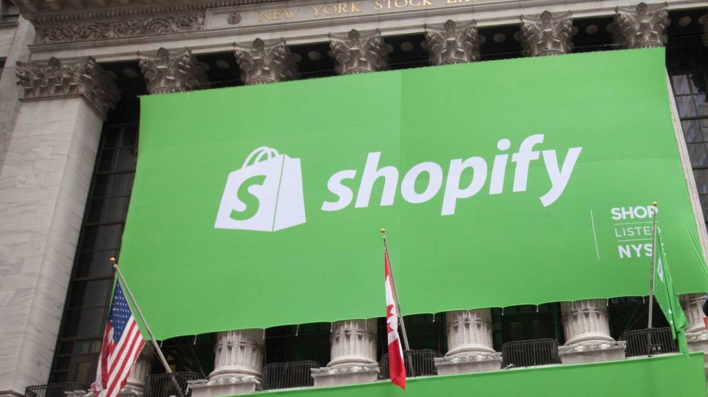 AI搜索助力Shopify电商增长 封面图