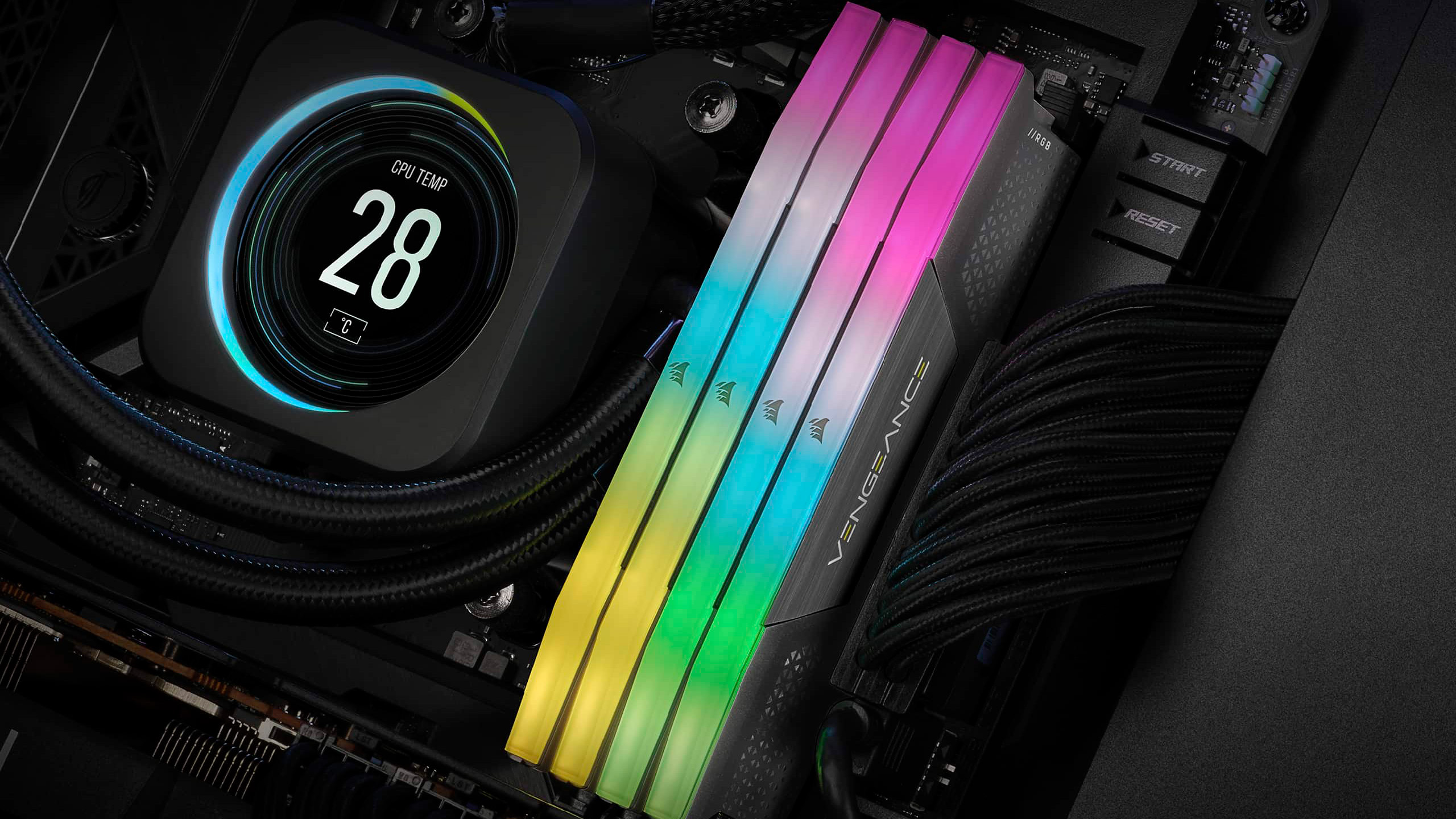 DDR5内存价格飙升，AI需求挤压PC装机市场