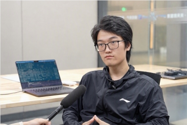 杭州小伙3天提交百个AI智能体冲击百万大奖
